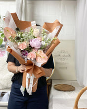 Load image into Gallery viewer, Prestige Wrap Garden Style To You (Premium & Seasonal Flowers Series)