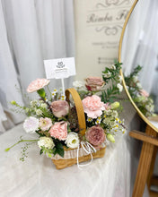 Load image into Gallery viewer, Flower Basket Garden Style To You (Premium & Seasonal Flowers Series)