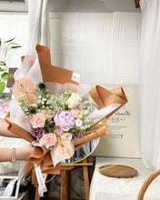 Load image into Gallery viewer, Prestige Wrap Garden Style To You (Premium & Seasonal Flowers Series)