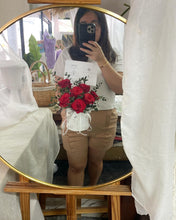 Load image into Gallery viewer, Flower Box Style To You (Premium Kenya Red Roses)