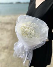 Load image into Gallery viewer, Classical White Everlasting Soap Flower Bouquet To You