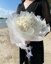 Load image into Gallery viewer, Classical White Everlasting Soap Flower Bouquet To You