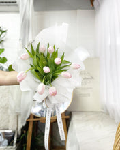 Load image into Gallery viewer, Prestige Bouquet To You (Tulip Pink Series)