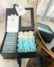 Load image into Gallery viewer, Everlasting Soap Flowers Box (Cash RM 50 x 10pcs Giftbox With Bluish Tone)