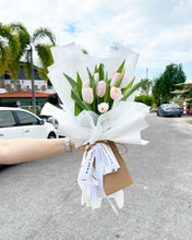 Load image into Gallery viewer, Prestige Bouquet To You (Tulip Pink Series)