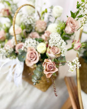 Load image into Gallery viewer, Flower Basket Garden Style To You (Premium & Seasonal Flowers Series)