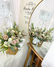 Load image into Gallery viewer, Flower Basket Garden Style To You (Premium & Seasonal Flowers Series)