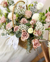 Load image into Gallery viewer, Flower Basket Garden Style To You (Premium & Seasonal Flowers Series)