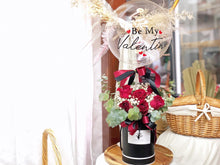 Load image into Gallery viewer, Hat Box Flower To You Exclusive Design Balloon