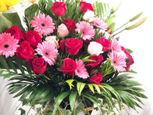 Load image into Gallery viewer, Congratulatory Flower Stand To You (Roses, Daisy, Lily, Carnation Leaf, Cordyline)