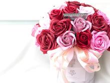 Load image into Gallery viewer, Premium Everlasting Soap Flower Box To You 33 Roses