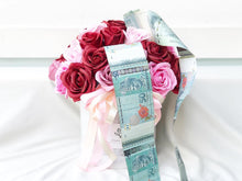 Load image into Gallery viewer, Premium Everlasting Soap Flower Box To You 33 Roses