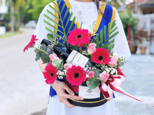 Load image into Gallery viewer, Gift Flower Box To You (Daisy, Roses and Filers Design)