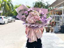 Load image into Gallery viewer, Prestige XL Bouquet To You (Tulip , Hydrangeas, Roses, Assorted Fillers and Green)