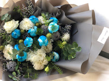 Load image into Gallery viewer, Prestige XL Bouquet To You (Tulip, Eustoma, Assorted Fillers and Green)