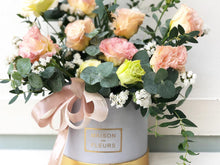 Load image into Gallery viewer, Flower Box To You (Eustoma, Eucalyptus, Statice, Casphia)