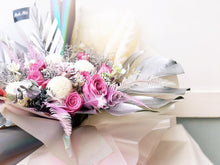 Load image into Gallery viewer, Prestige XL Bouquet To You (Garden Roses, Roses, Ping Ping, Anthurium, Pampas, Monstera, Palm & Assorted Dried Flowers)