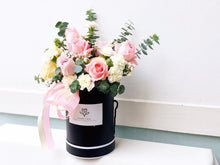 Load image into Gallery viewer, Flower Box To You (Roses, Carnation, Spray Carnation, Eucalyptus, Statice, Casphia)
