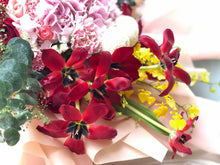 Load image into Gallery viewer, Prestige XL Bouquet To You (Hydrangea, Roses, Tulip, Carnations, Ping Ping, Dancing Lady, Chamomile, Eucalyptus, Thalapsi Green)
