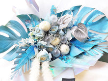 Load image into Gallery viewer, Prestige XL Bouquet To You (Roses, Ping Pong, Anthrium, Monstera, Palm Leaves & Dried Flower Series)