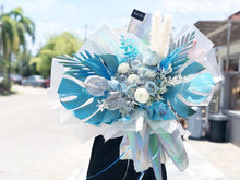 Load image into Gallery viewer, Prestige XL Bouquet To You (Roses, Ping Pong, Anthrium, Monstera, Palm Leaves & Dried Flower Series)