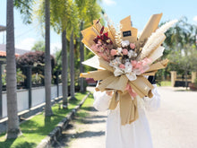Load image into Gallery viewer, Prestige XL Bouquet To You (Cotton Flowers & Dried Flowers)