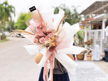 Load image into Gallery viewer, Prestige Bouquet To You (Cappuccino Roses & Dried Flowers Series)