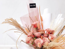 Load image into Gallery viewer, Prestige Bouquet To You (Cappuccino Roses & Dried Flowers Series)