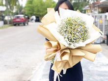 Load image into Gallery viewer, Prestige XL Bouquet To You (Chamomile & Baby Breath)