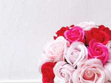 Load image into Gallery viewer, Premium Everlasting Soap Flower Box To You : 33 Roses