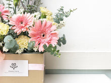 Load image into Gallery viewer, Flower Box To You (Daisy, Carnation, Eucalyptus, Statice, Casphia )