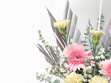Load image into Gallery viewer, Flower Box To You (Daisy, Carnation, Eucalyptus, Statice, Casphia )