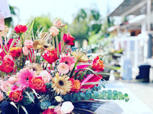 Load image into Gallery viewer, Congratulations Flower Stand To You (Roses, Spray Carnation, Eustoma, Eucalyptus, Daisy, Palm Leaves)