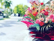 Load image into Gallery viewer, Congratulations Flower Stand To You (Roses, Spray Carnation, Eustoma, Eucalyptus, Daisy, Palm Leaves)