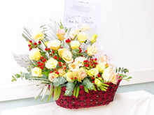 Load image into Gallery viewer, Premium Fruit Flower Basket To You ( Eustoma Champagne Design)