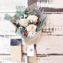 Load image into Gallery viewer, Premium Signature Bouquet To You : Ecuador Carnation Eucalyptus Design