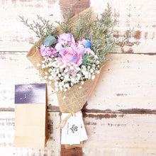 Load image into Gallery viewer, Premium Signature Bouquet To You (Cinderella Roses Eucalyptus Design)