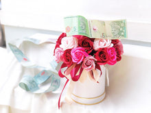 Load image into Gallery viewer, Premium Everlasting Soap Flower Box To You 33 Roses