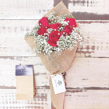 Load image into Gallery viewer, Signature Bouquet To You (Roses Red Baby Breath Design)