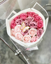 Load image into Gallery viewer, Everlasting Soap Flower Bouquet To You -18 Ombre Pink