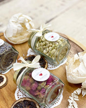 Load image into Gallery viewer, Signature Gift Box To You (Flower Tea Series Collection)