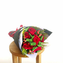 Load image into Gallery viewer, Prestige Wrap Bouquet (Roses, Berry, Pandanus, Eucalyptus)