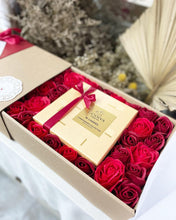 Load image into Gallery viewer, VDay 2023 Rimba Flora X Godiva Flower Box To You (Everlasting Soap Design)