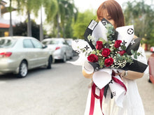 Load image into Gallery viewer, Exclusive LV Wrap Flower Bouquet To You