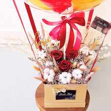 Load image into Gallery viewer, Everlasting Hot Air Baloon To You (Preserved Flower + Cotton Flower)