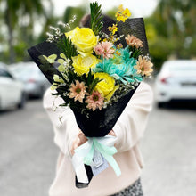 Load image into Gallery viewer, Ria Raya Abundance Flower Bouquet To You
