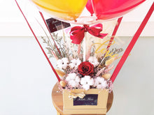 Load image into Gallery viewer, Everlasting Hot Air Baloon To You (Preserved Flower + Cotton Flower)