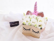 Load image into Gallery viewer, Unicorn Flower Box (Eustoma)
