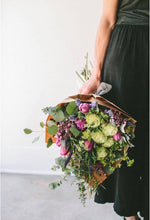 Load image into Gallery viewer, Rimba Prestige Bouquet To You (Roses, Tulip, Veronica, Hyacinth, Eucalyptus, Astranti)