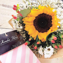 Load image into Gallery viewer, Signature Bouquet To You (Sunflower Design)